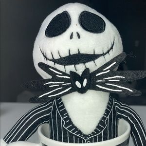 Jack Skellington plush in mug set